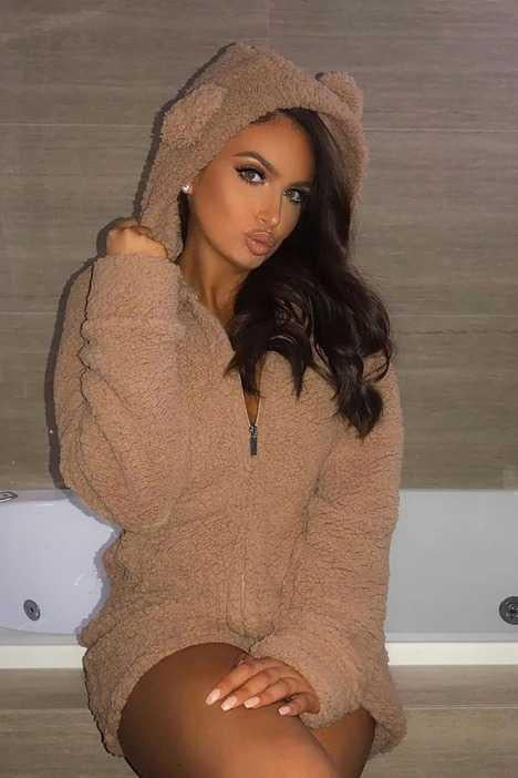 Neuve ZipaLicious™ - Hooded Cosy Long Sleeve Plush Jumpsuit